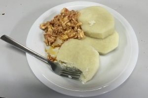 Yam with vegetables and egg